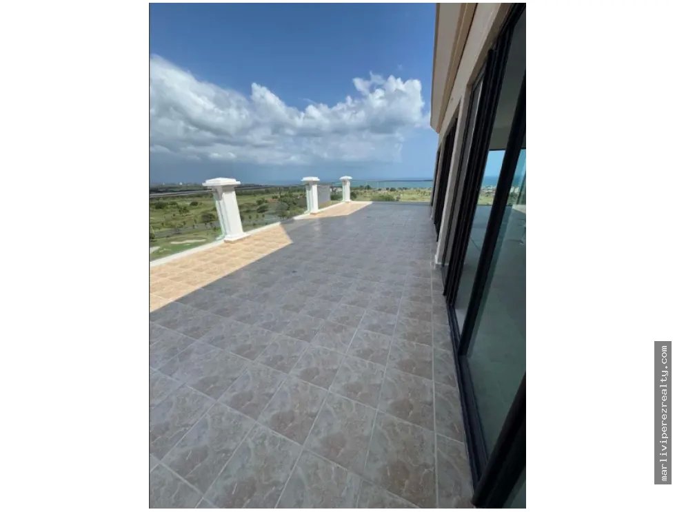 Venta de Apartamento (PentHouse) San Carlos