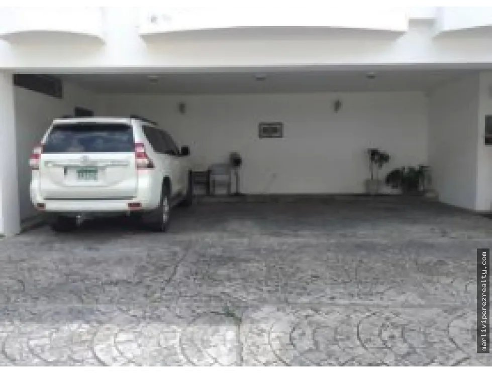 Venta de Residencia Altos del Golf