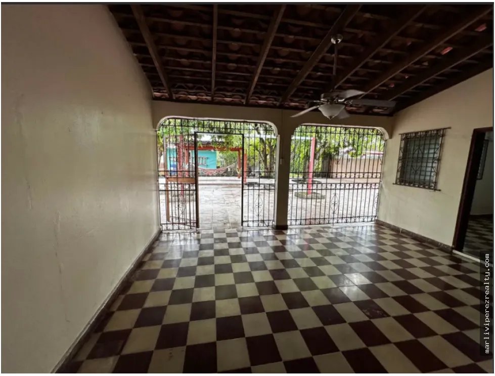 Venta de Residencia Villa de los Santos