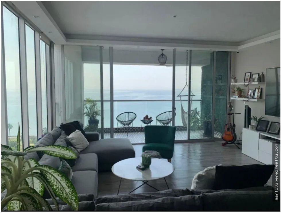 Venta de Apartamento Amoblado Avenida Balboa