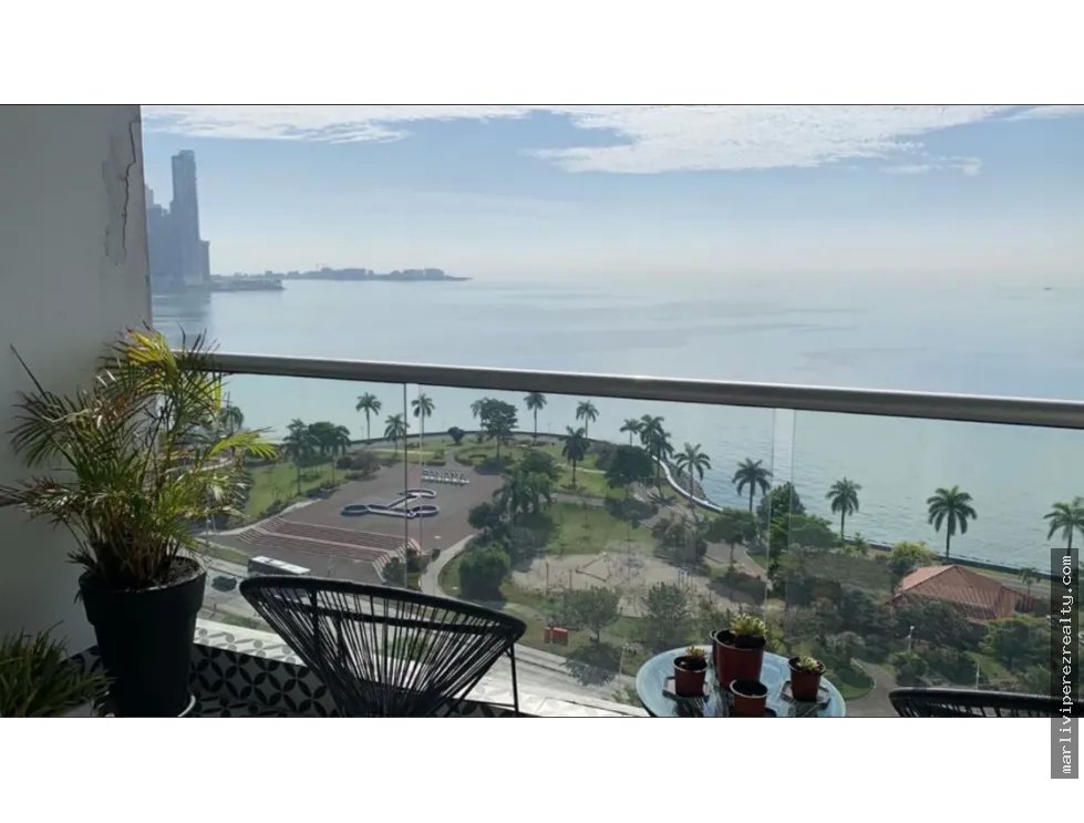 Venta de Apartamento Amoblado Avenida Balboa
