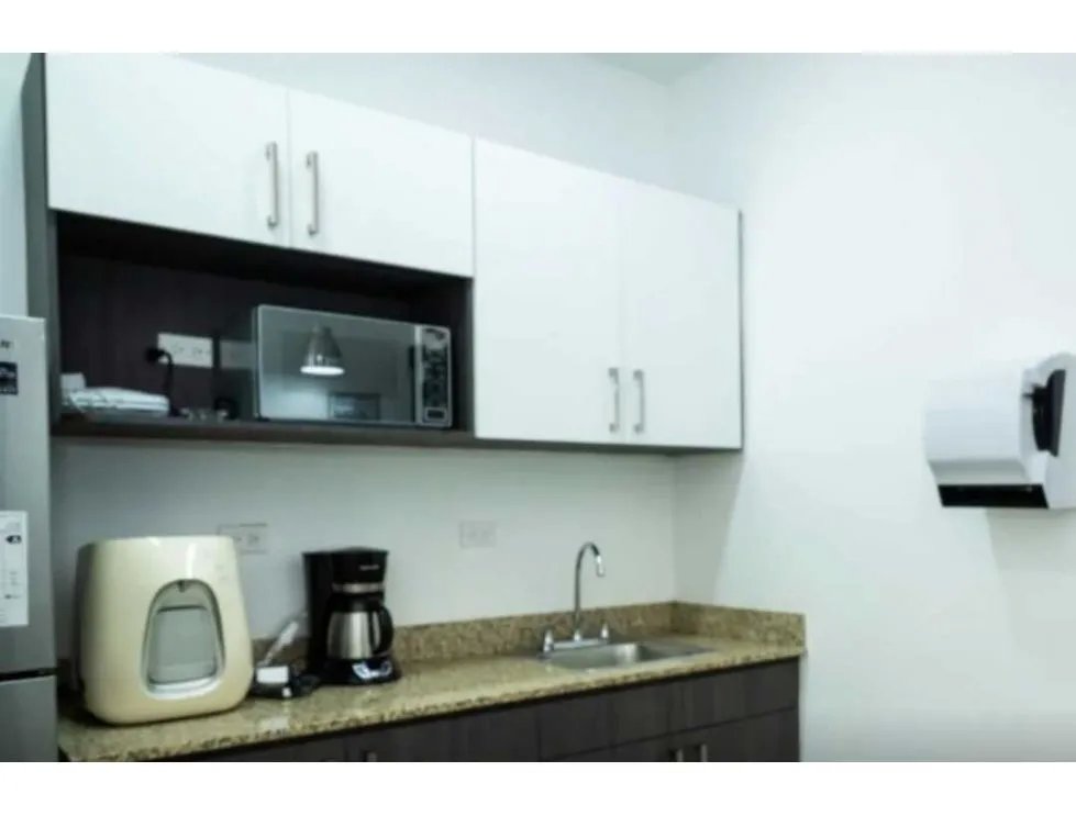 Furnished Office Rental at BICSA, 225 m2 Cod. J010