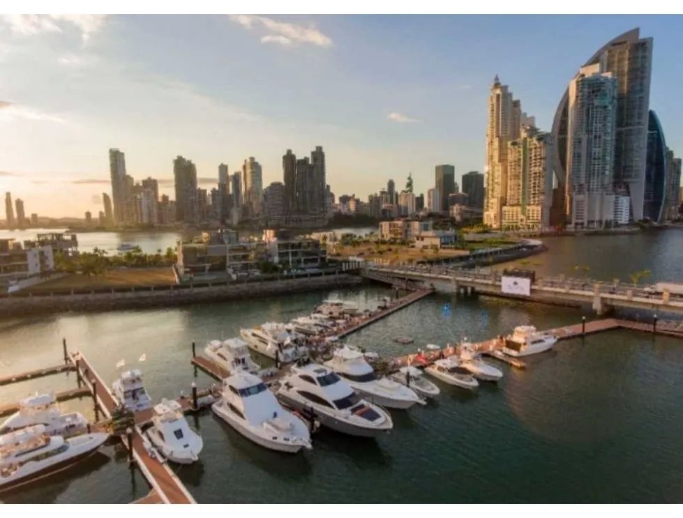 Sale of Apartment in Ocean Reef Islands, Beach Club Residences