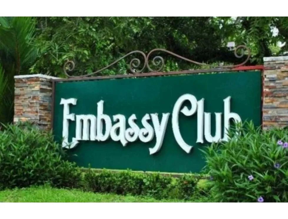Sale of Garden-Style Apartment in Embassy Club