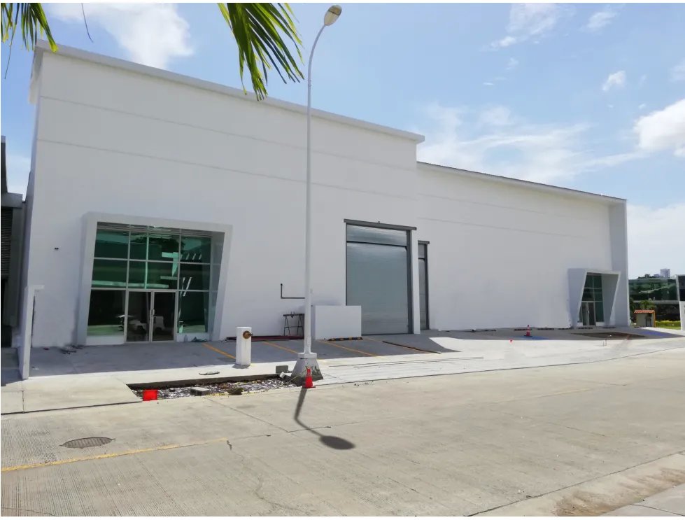 Ofibodega o Bodega para venta en Panamá Viejo ideal para inversión