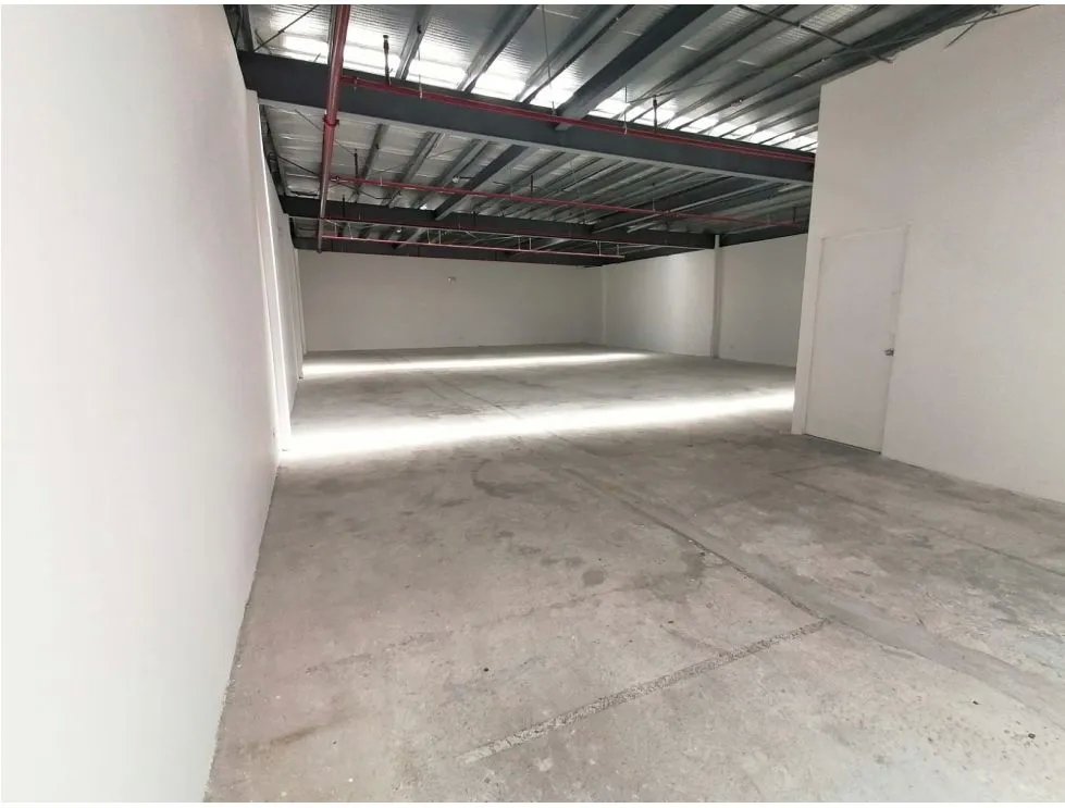 Bodega o  ofibodega en Panamá Viejo para la venta ideal para inversión