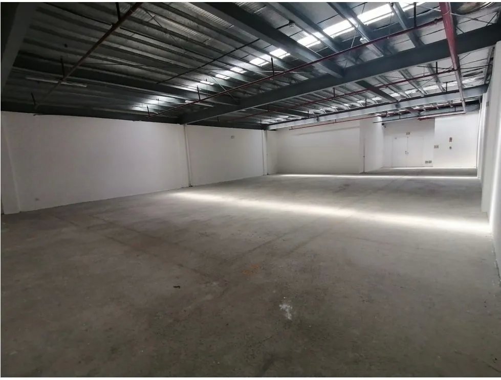 Bodega o  ofibodega en Panamá Viejo para la venta ideal para inversión