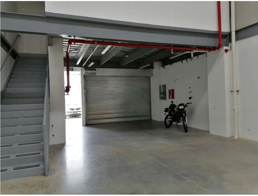 Venta de bodega en Panamá Viejo céntricas para inversión