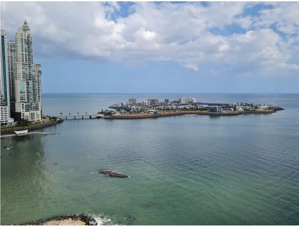 Apartment for Sale at PH Sea Point in Paitilla