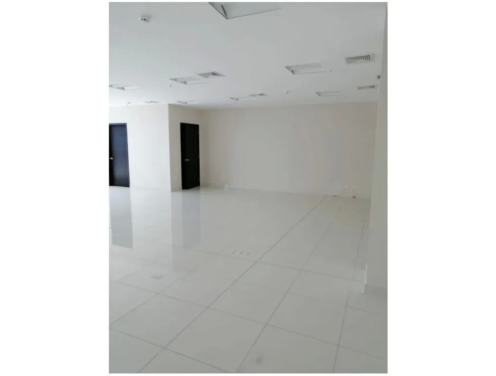 Oficina en alquiler Boulevard del Este, Vía Principal, Costa del Este