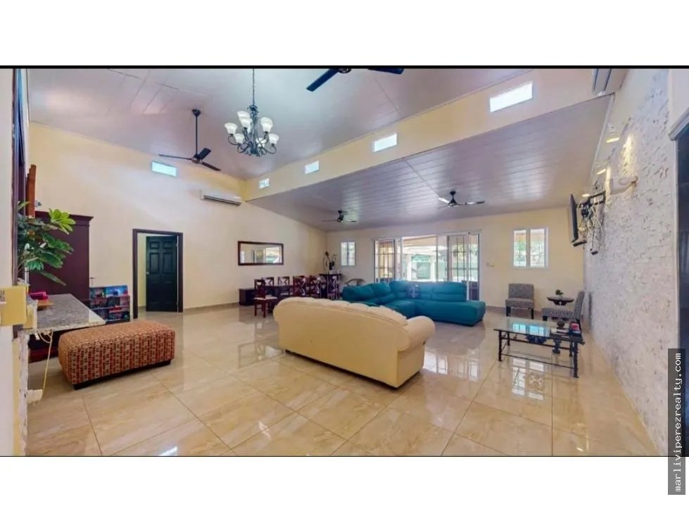 Single Family House for sale in San Carlos