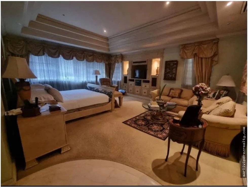 Venta de Residencia El Carmen