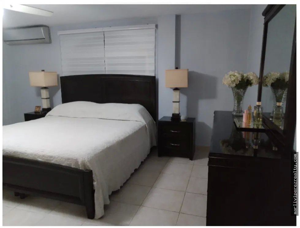 Venta de Residencia en Condado del Rey