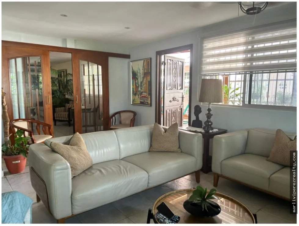 Venta de Residencia en Condado del Rey