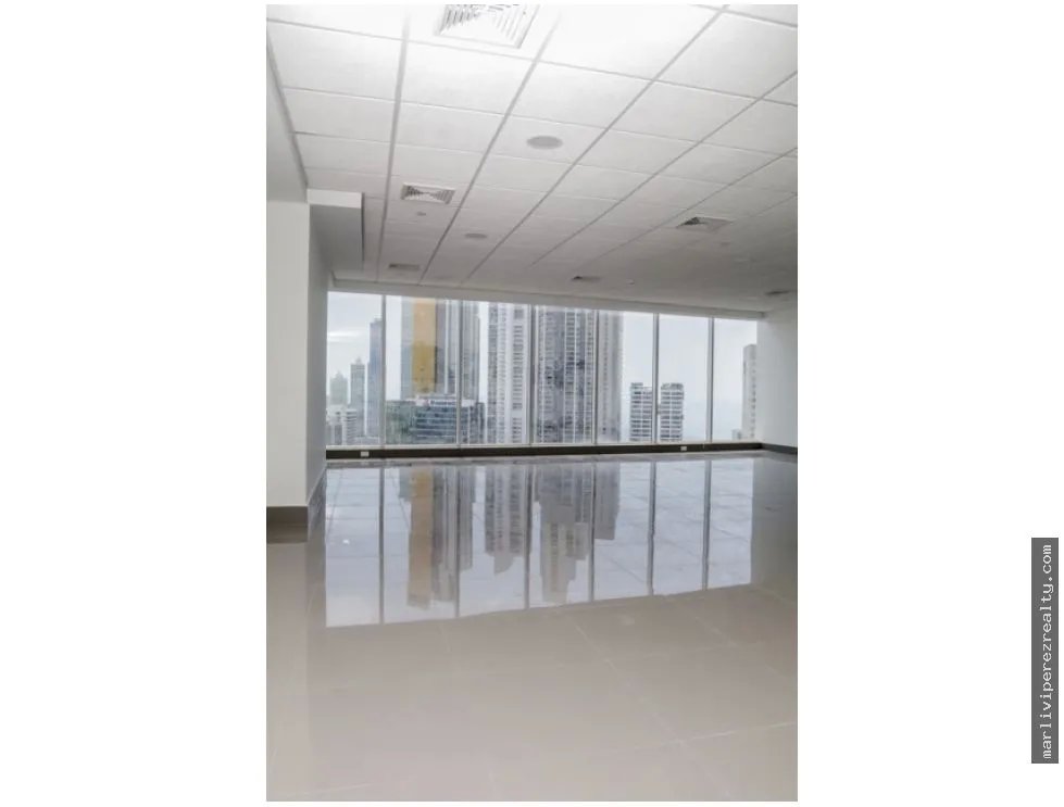 Office for sale in Obarrio