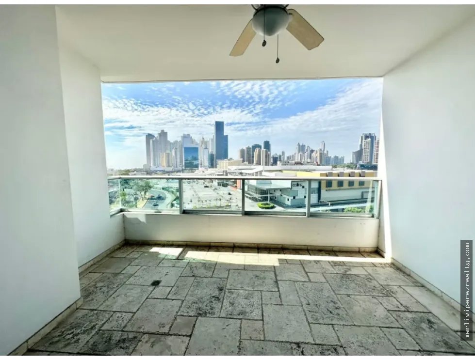 Apartment for sale in Punta Pacifica
