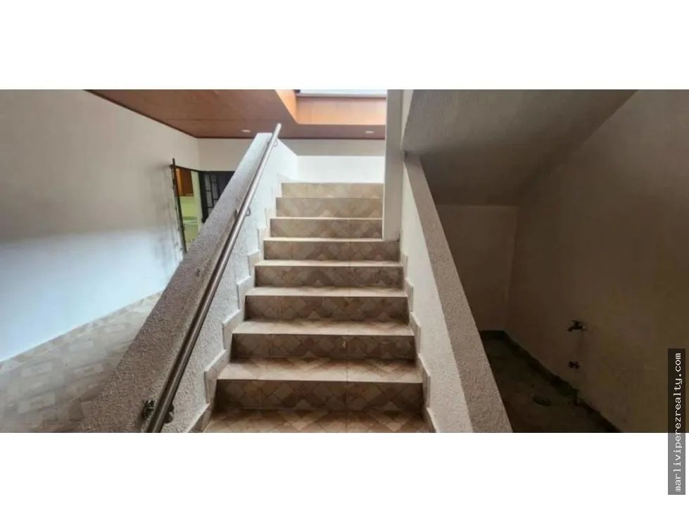 Venta de Residencia en Las Acacias