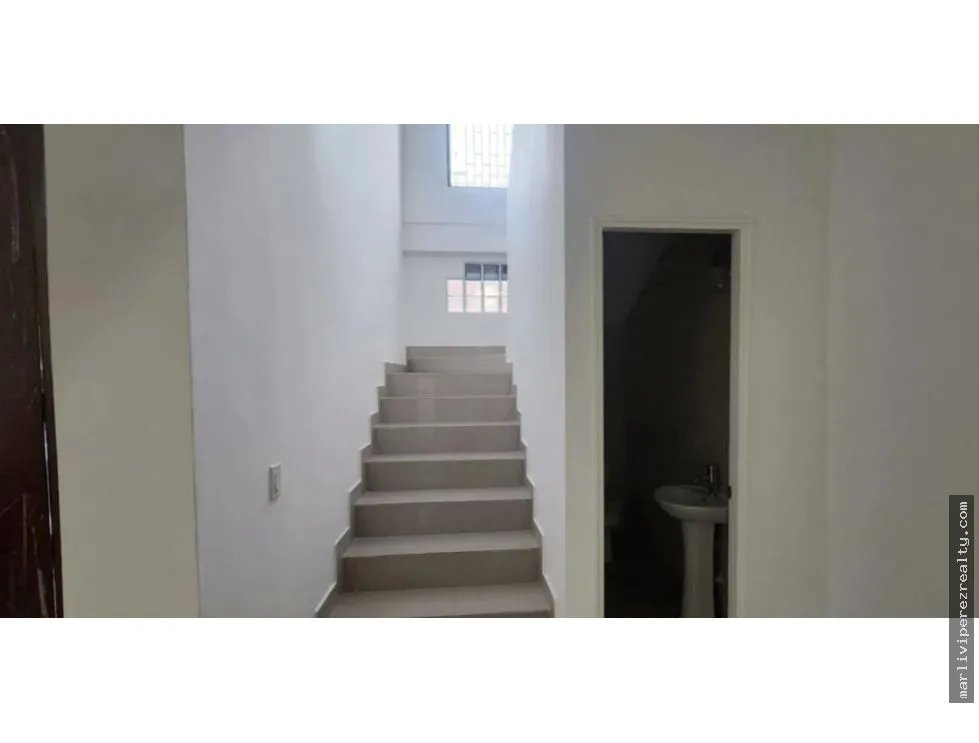 Venta de Residencia en Las Acacias