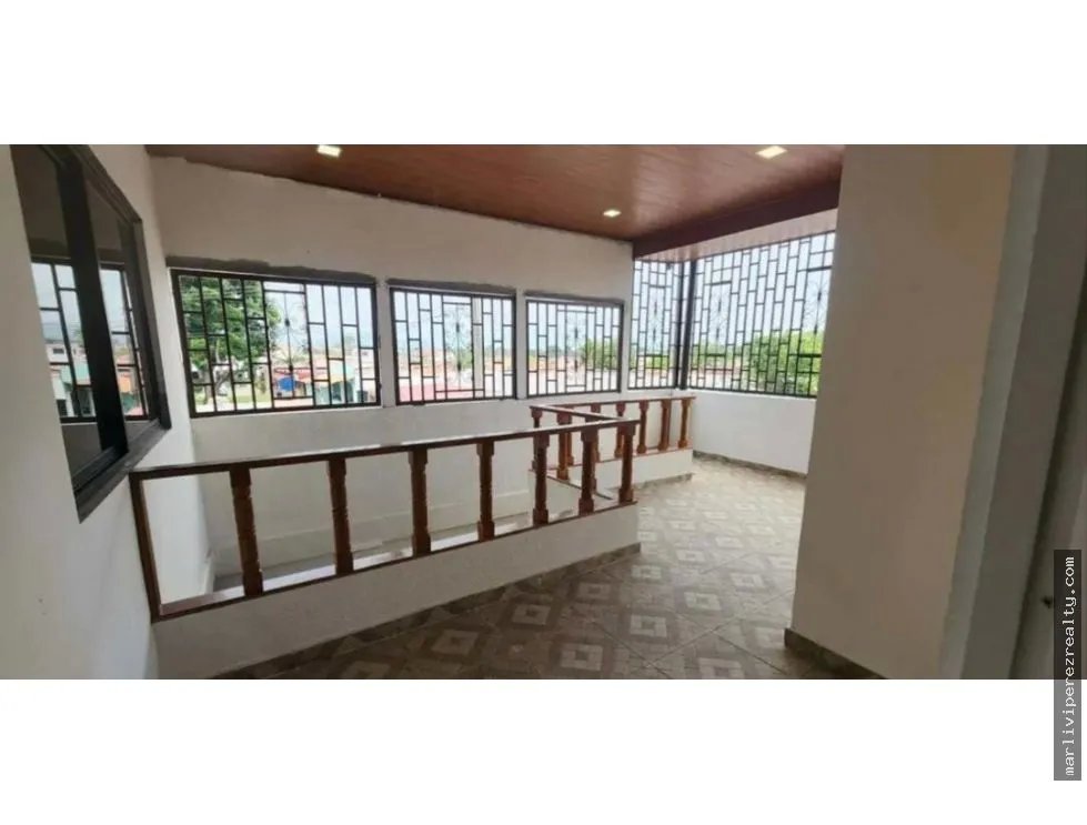 Venta de Residencia en Las Acacias