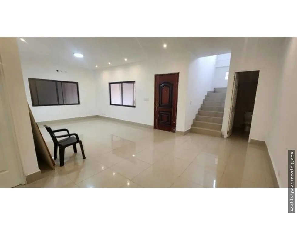 Venta de Residencia en Las Acacias