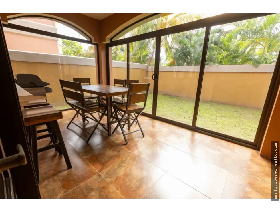 Venta de Residencia en Costa Sur