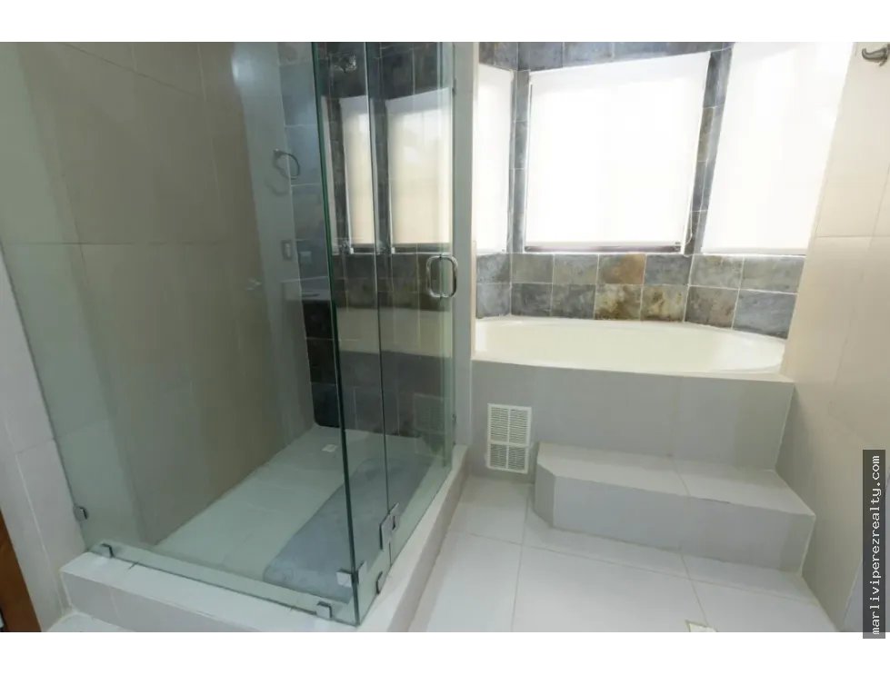 Venta de Residencia en Costa Sur