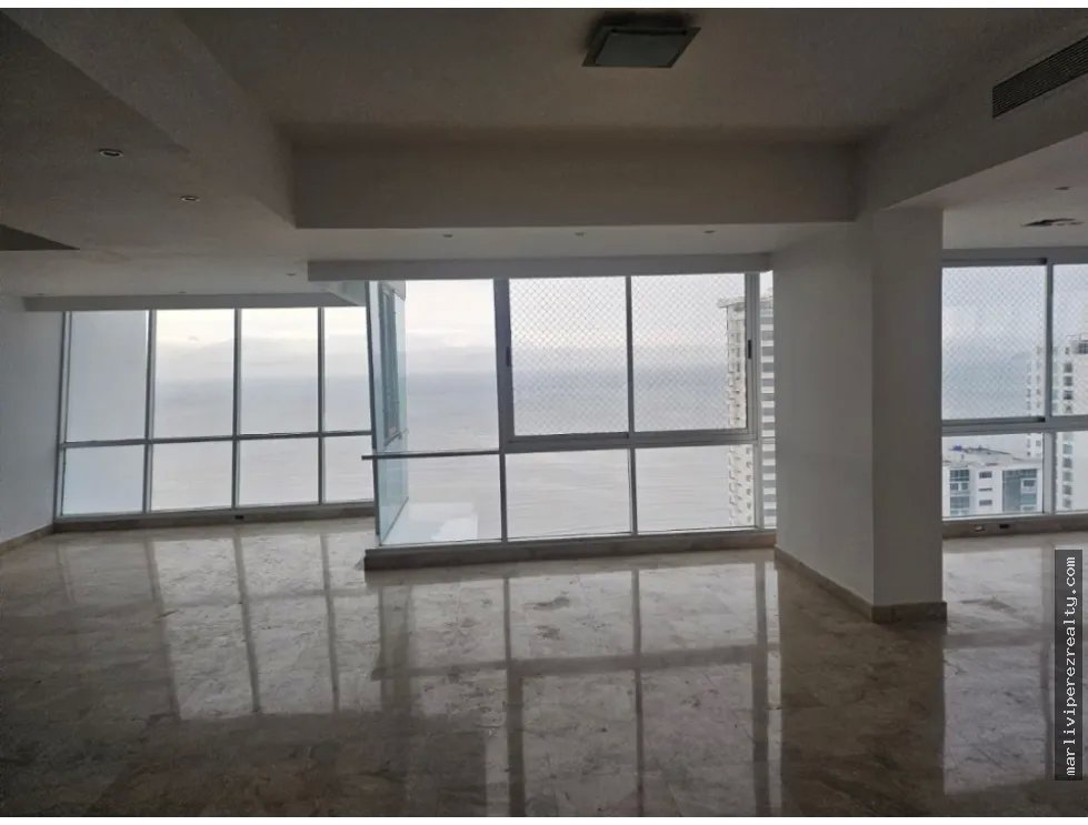 Apartment for sale in Costa del Este