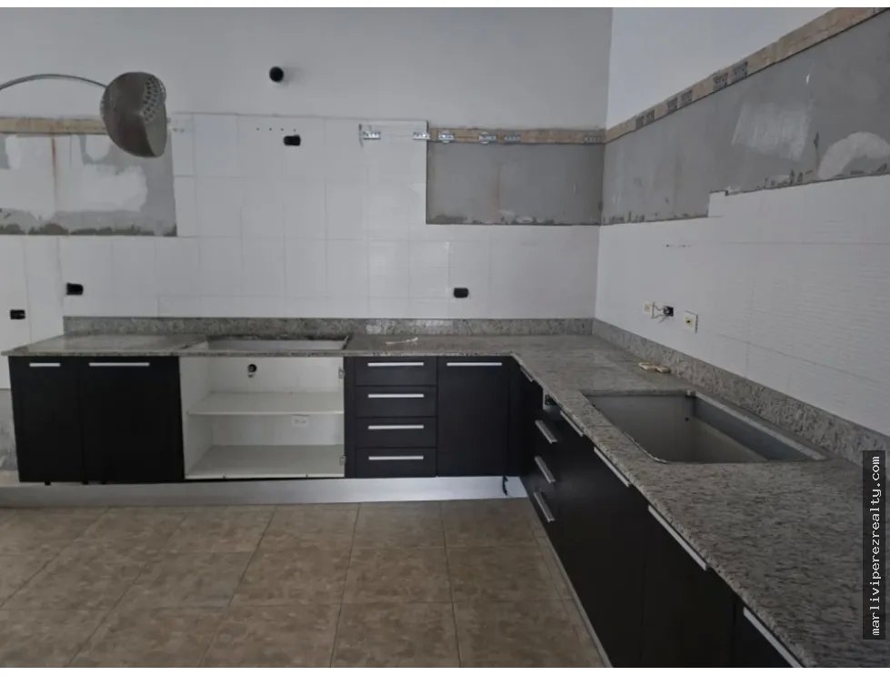 Apartment for sale in Costa del Este