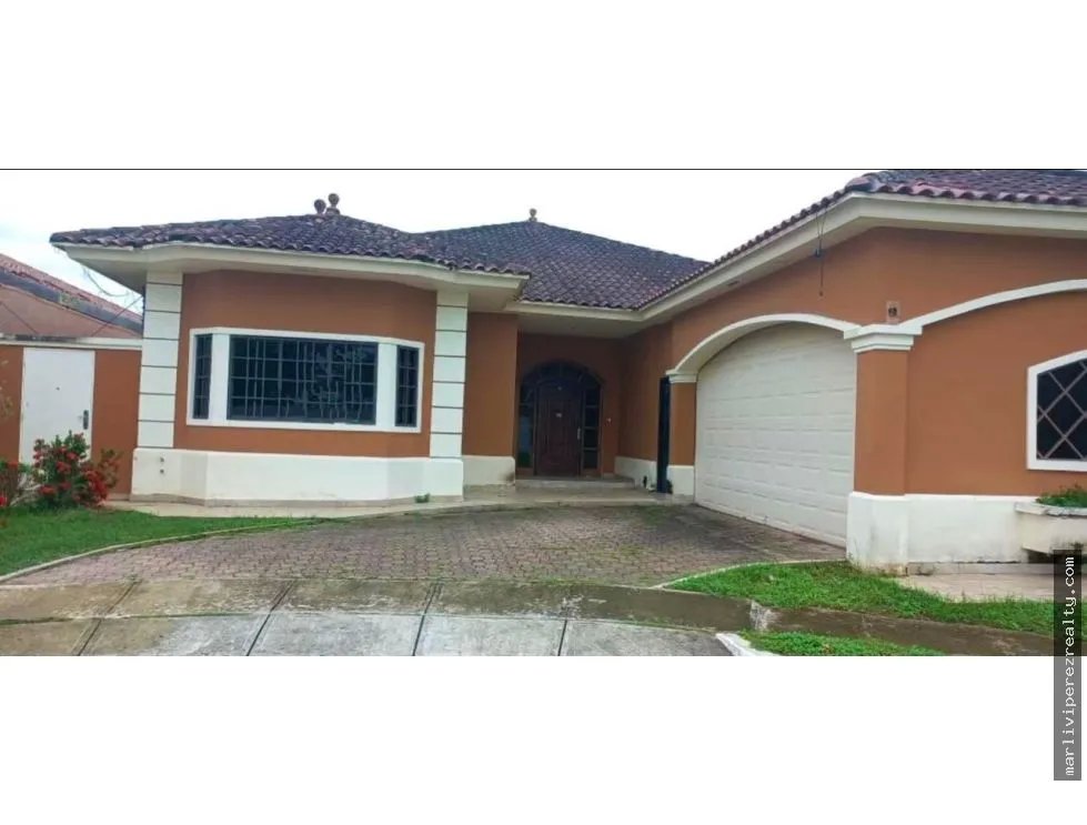 Venta de residencia en Costa Sur