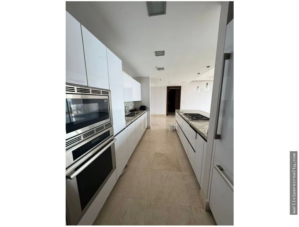 Apartment for sale in Punta Pacifica