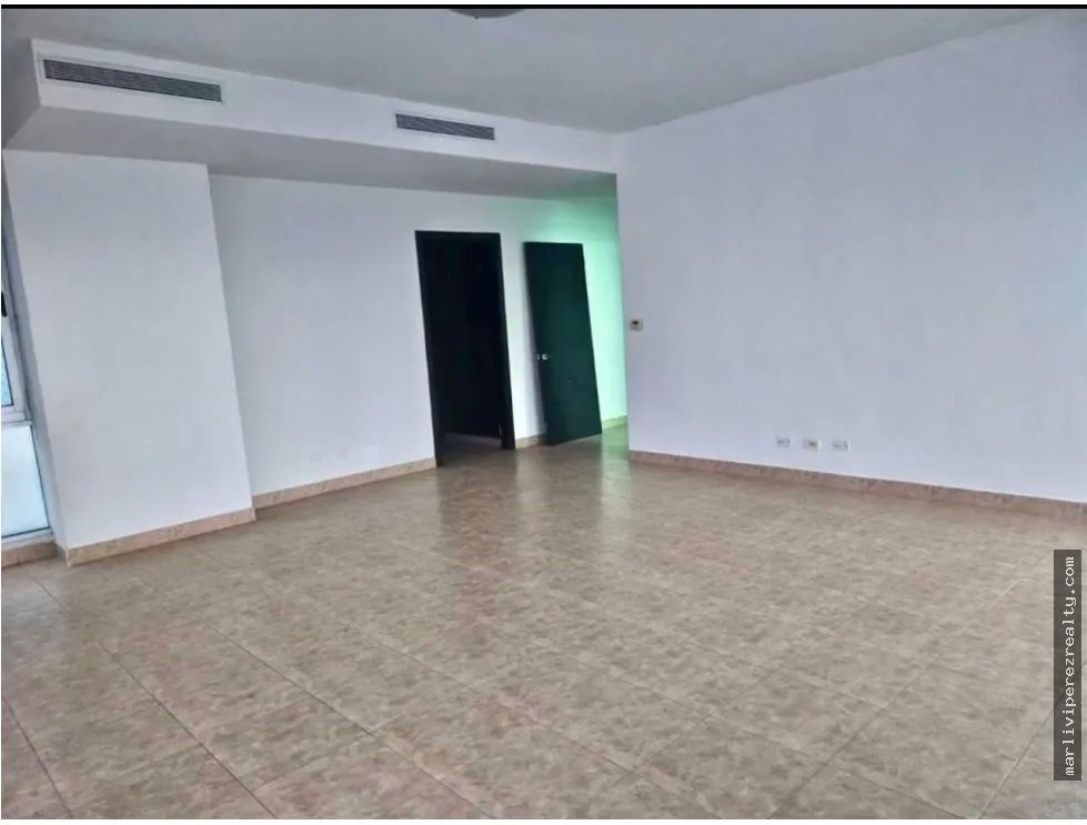 Penthouse for sale in Costa del Este