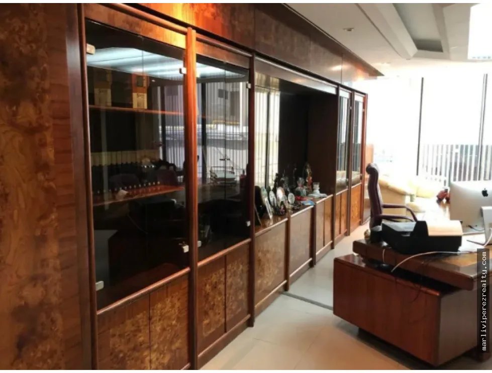 Office for sale in Obarrio