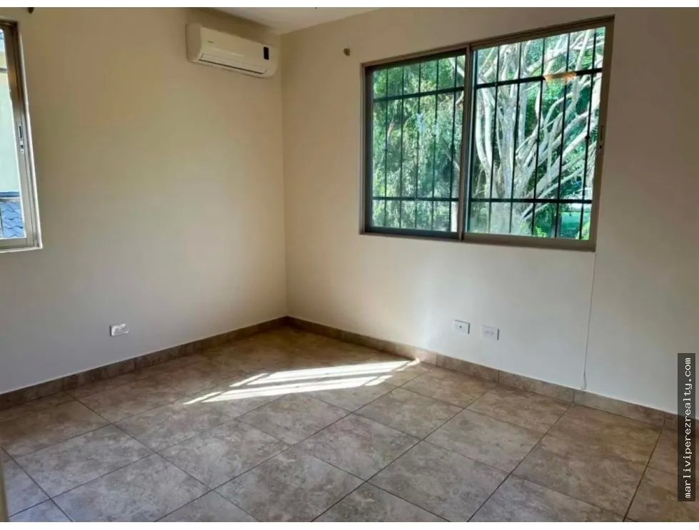 Single Family House for rent in Clayton
