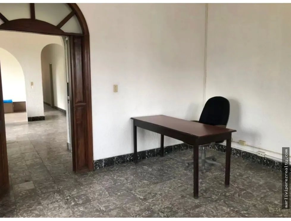 Alquiler de local comercial en Perejil, Calidonia