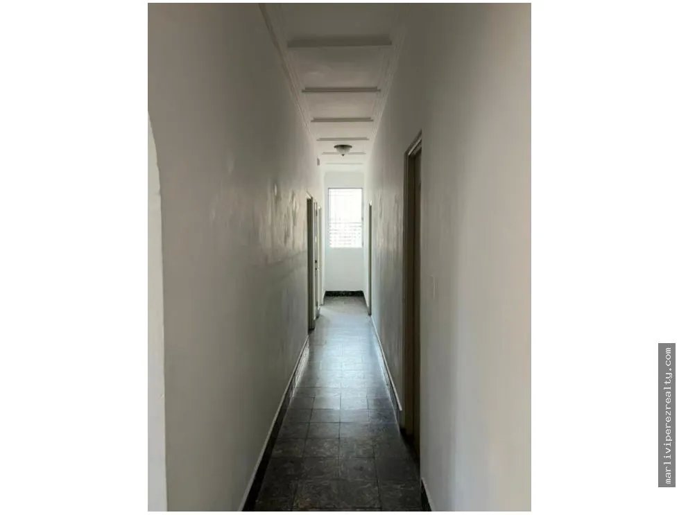 Alquiler de local comercial en Perejil, Calidonia