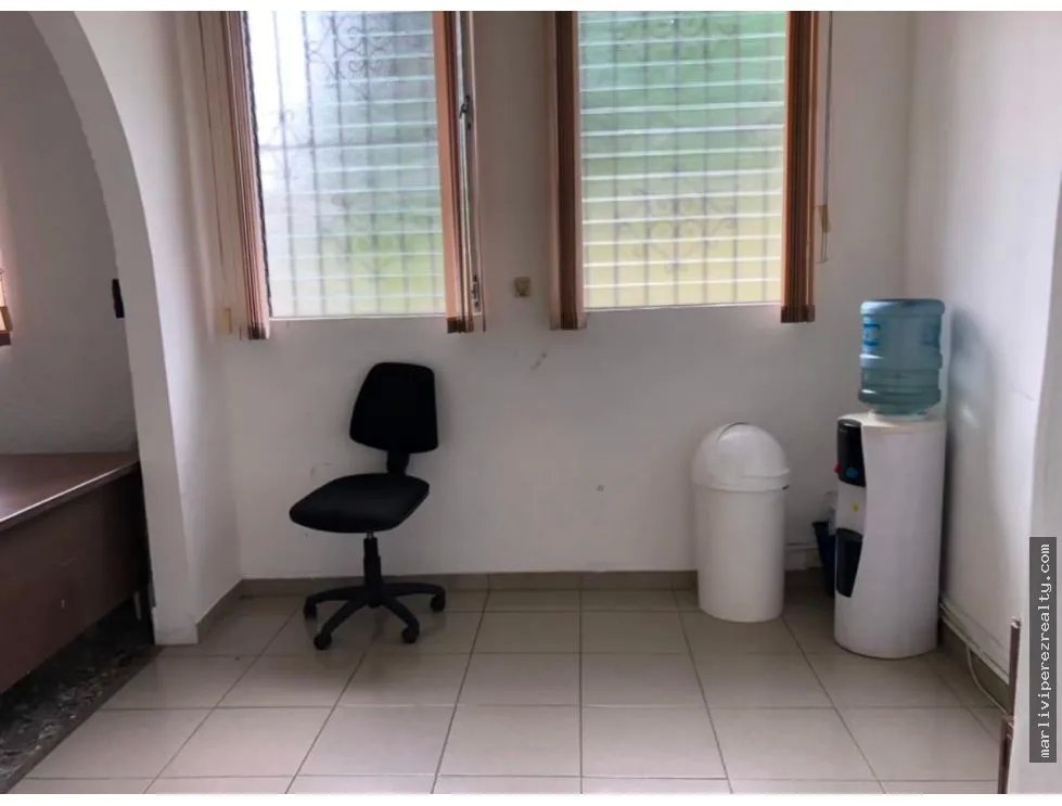 Alquiler de local comercial en Perejil, Calidonia