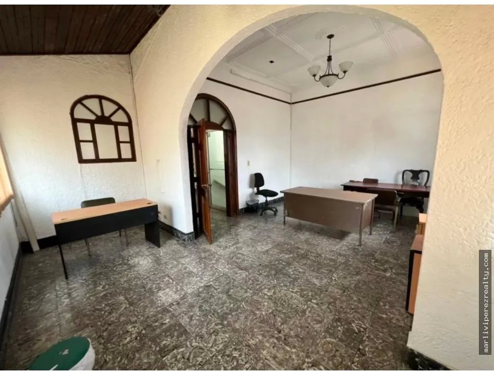 Alquiler de local comercial en Perejil, Calidonia