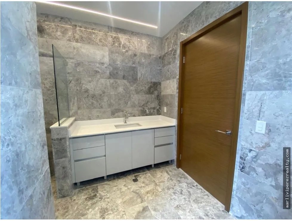 Apartment for sale in Costa del Este