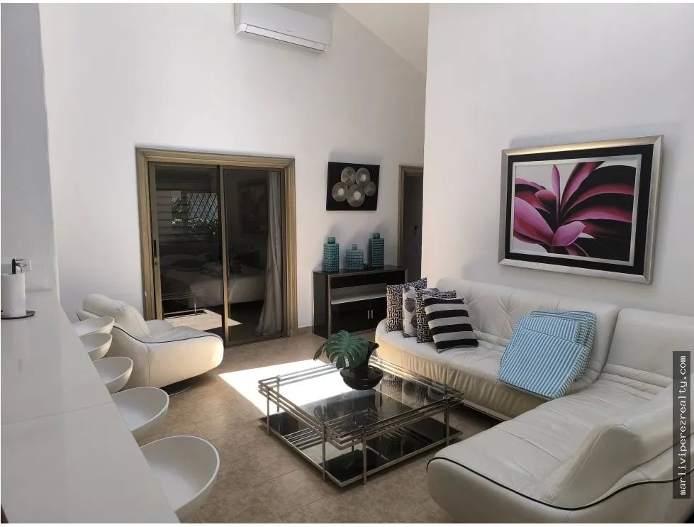 Single Family House for sale in Coronado