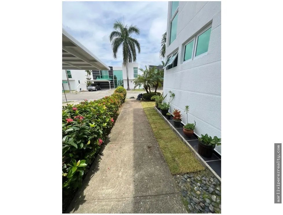 Single Family House for sale in Costa Sur
