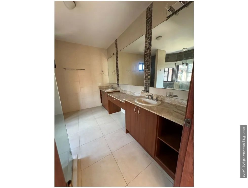 Single Family House for sale in Costa Sur