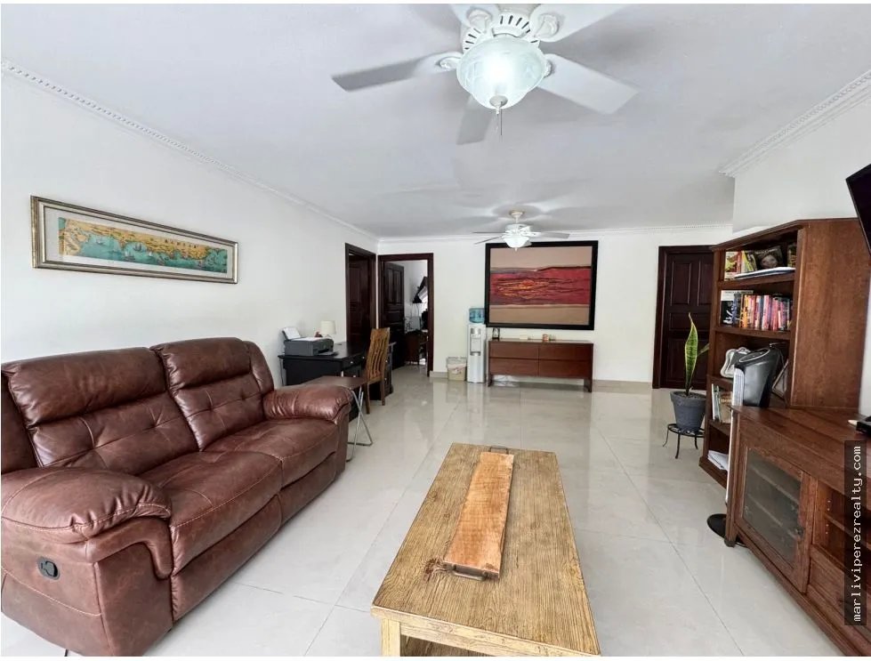 Single Family House for sale in Altos del Golf
