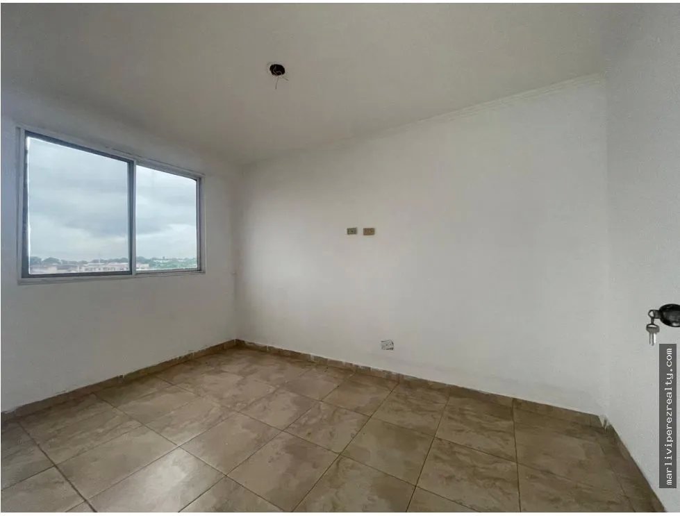 Apartment for sale in Parque Lefevre