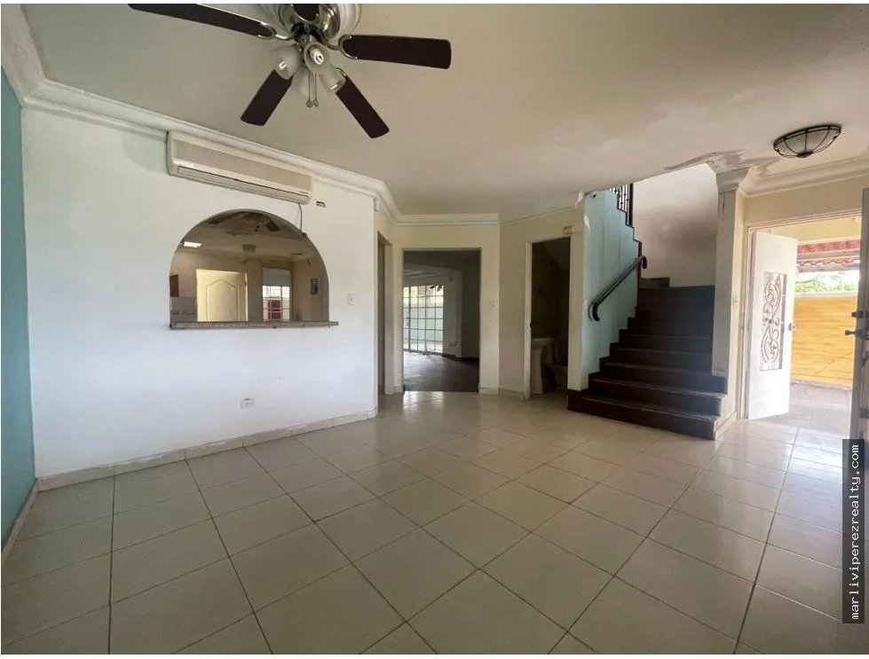 Single Family House for sale in Villa Lucre