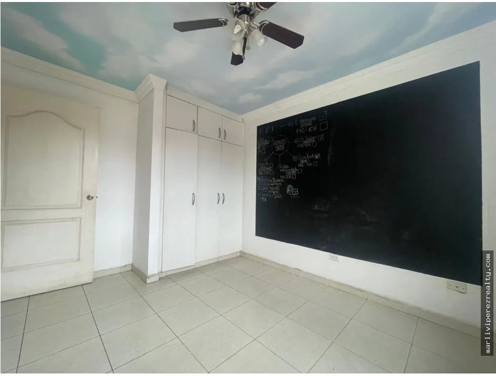 Single Family House for sale in Villa Lucre