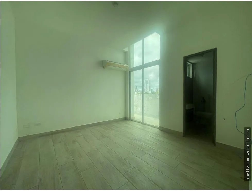 Apartment for sale in Via Espana