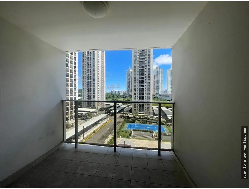 Apartment for sale in Condado del Rey