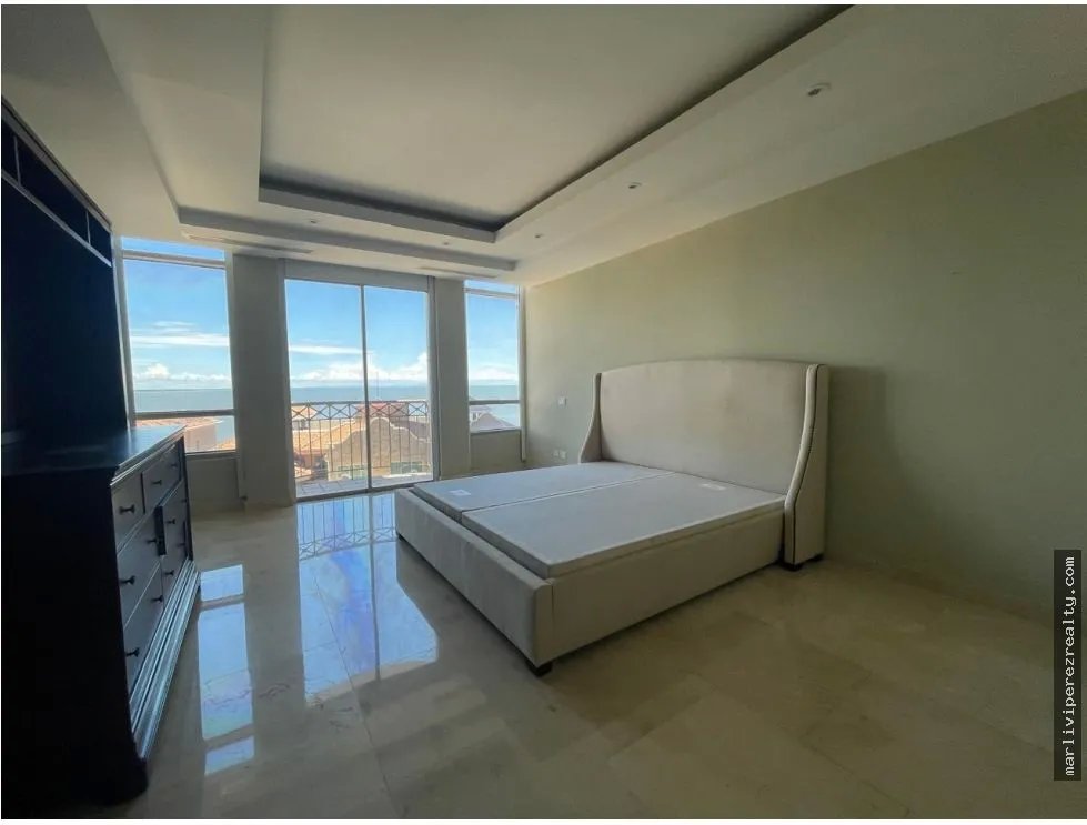 Apartment for sale in Punta Pacifica