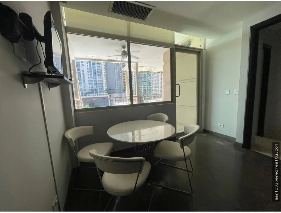 Apartment for sale in Punta Pacifica