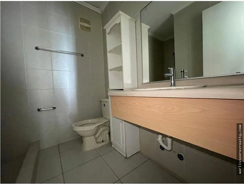 Apartment for sale in Condado del Rey